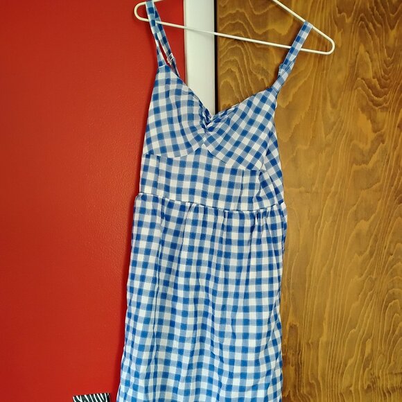Old Navy Dresses & Skirts - Old Navy blue/white check summer dress Size 4